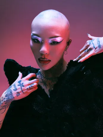 makeup artist